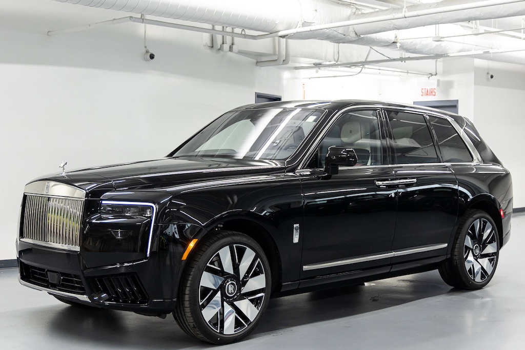 New 2026 Rolls-Royce Cullinan SUV