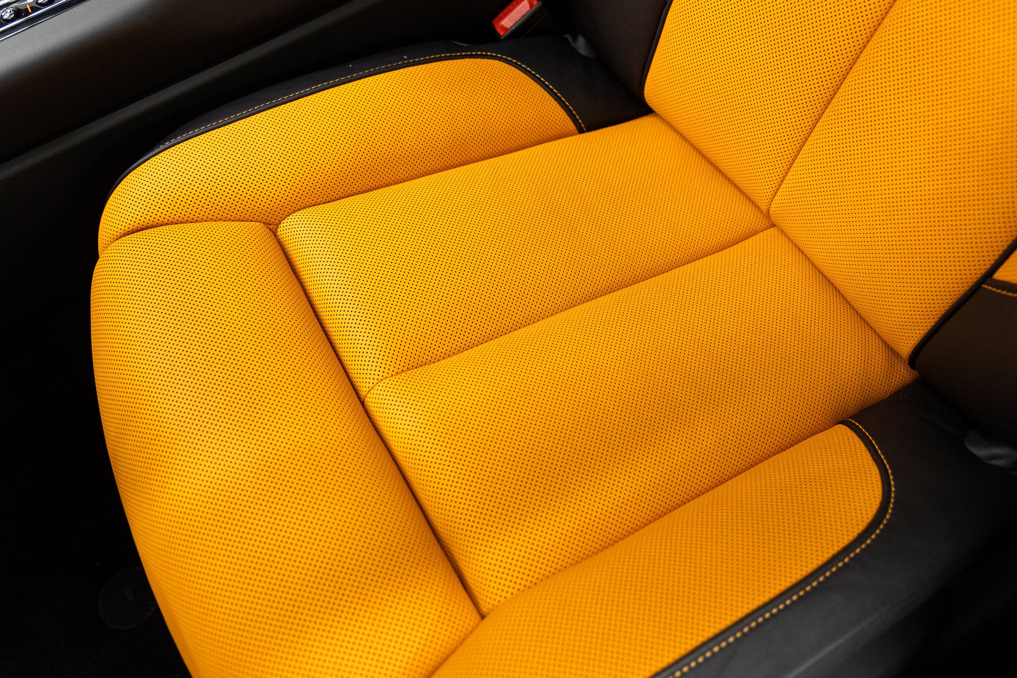 2026 Rolls-Royce Cullinan Black Badge - Photo 39
