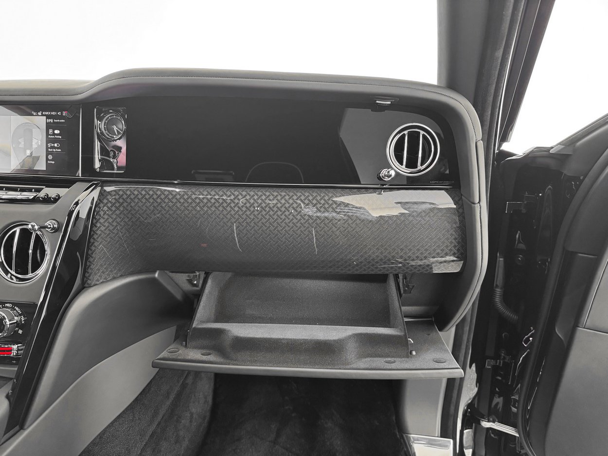 2026 Rolls-Royce Cullinan Black Badge - Photo 32