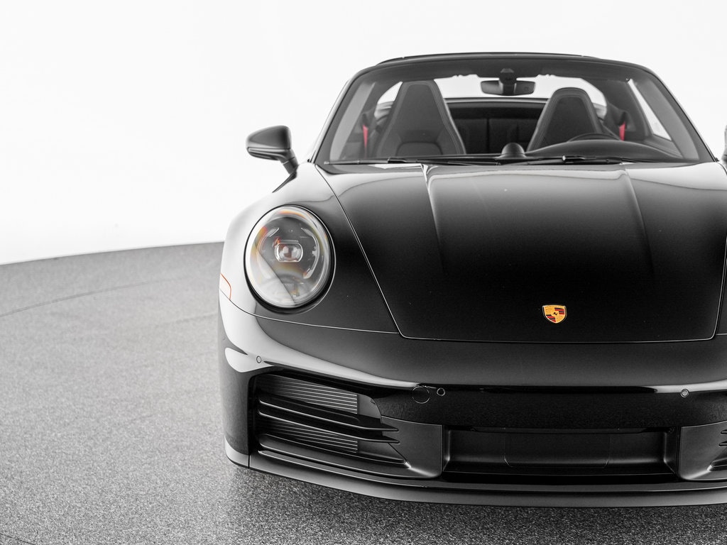 2026 Porsche 911 S - Photo 37