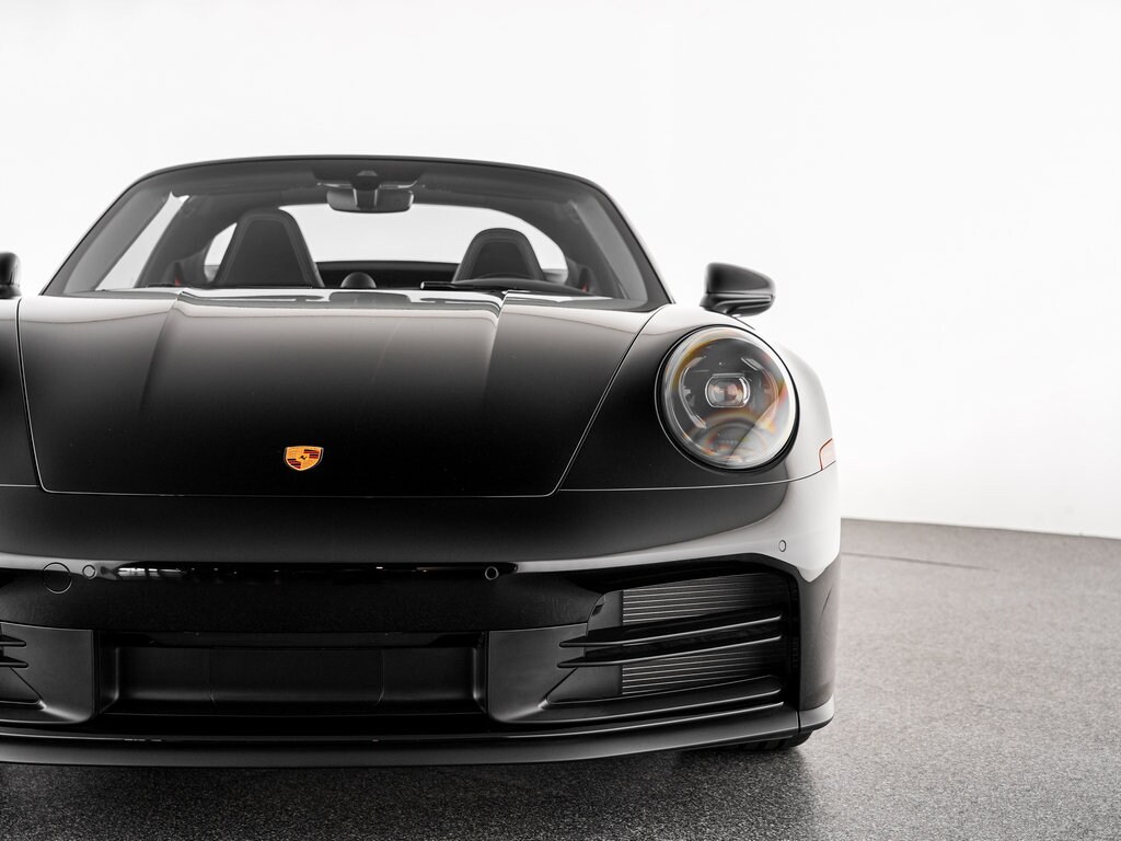 2026 Porsche 911 S - Photo 45