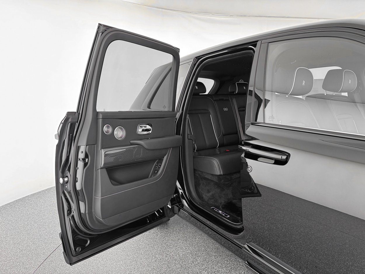 2026 Rolls-Royce Cullinan Black Badge - Photo 22