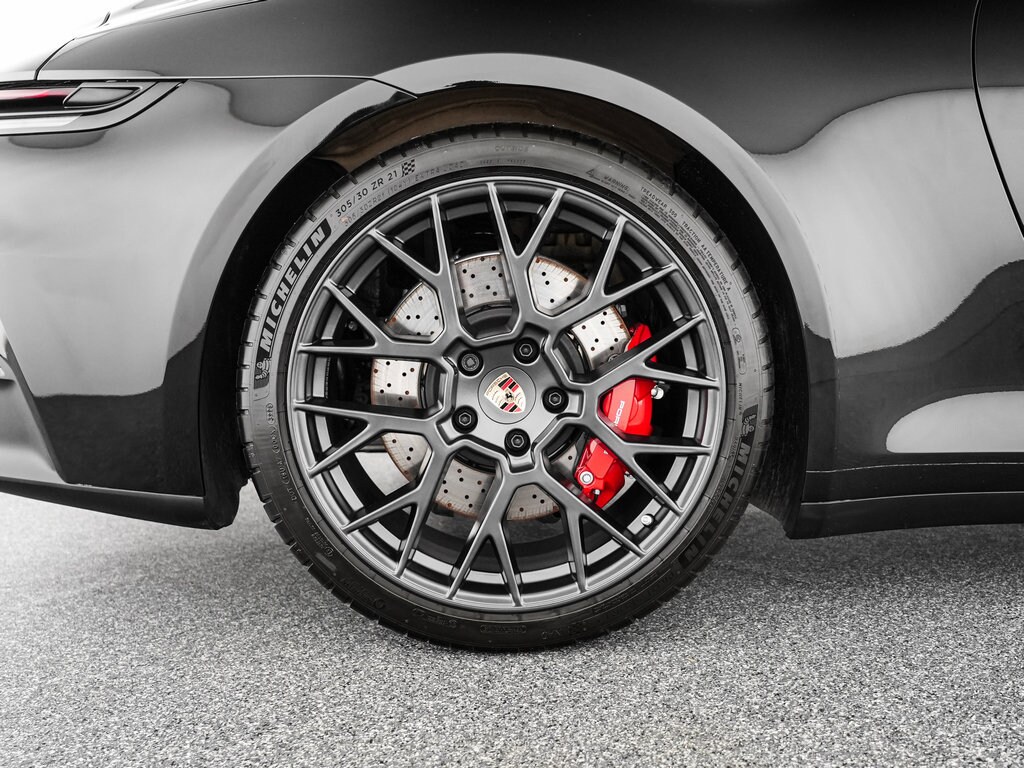 2026 Porsche 911 S - Photo 35