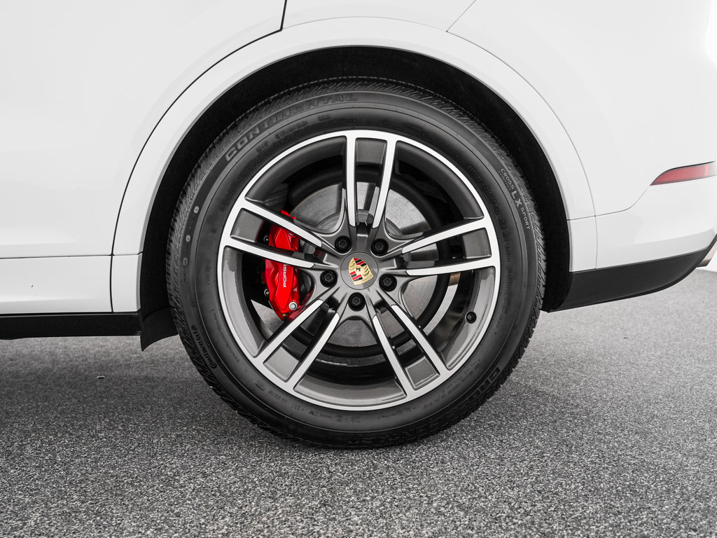 2024 Porsche Cayenne Turbo E-Hybrid - Photo 36