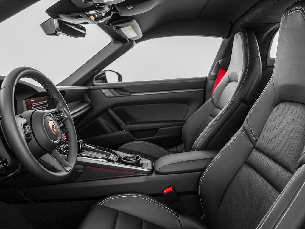 2026 Porsche 911 S - Photo 15