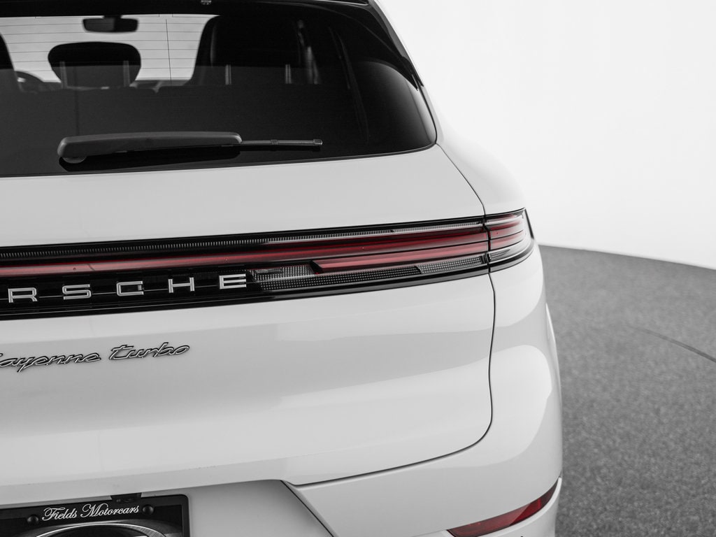 2024 Porsche Cayenne Turbo E-Hybrid - Photo 44