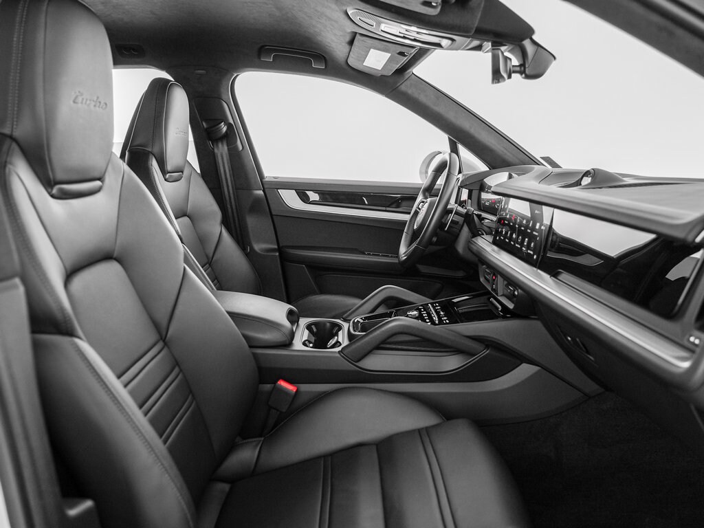 2024 Porsche Cayenne Turbo E-Hybrid - Photo 30