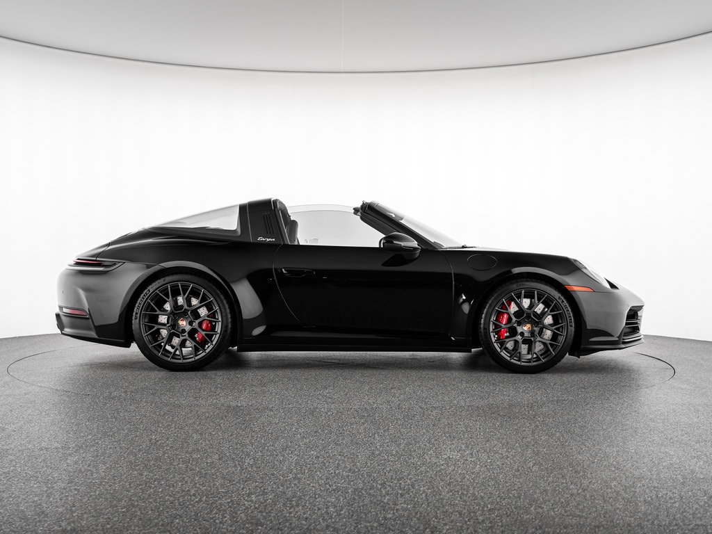 2026 Porsche 911 S - Photo 7
