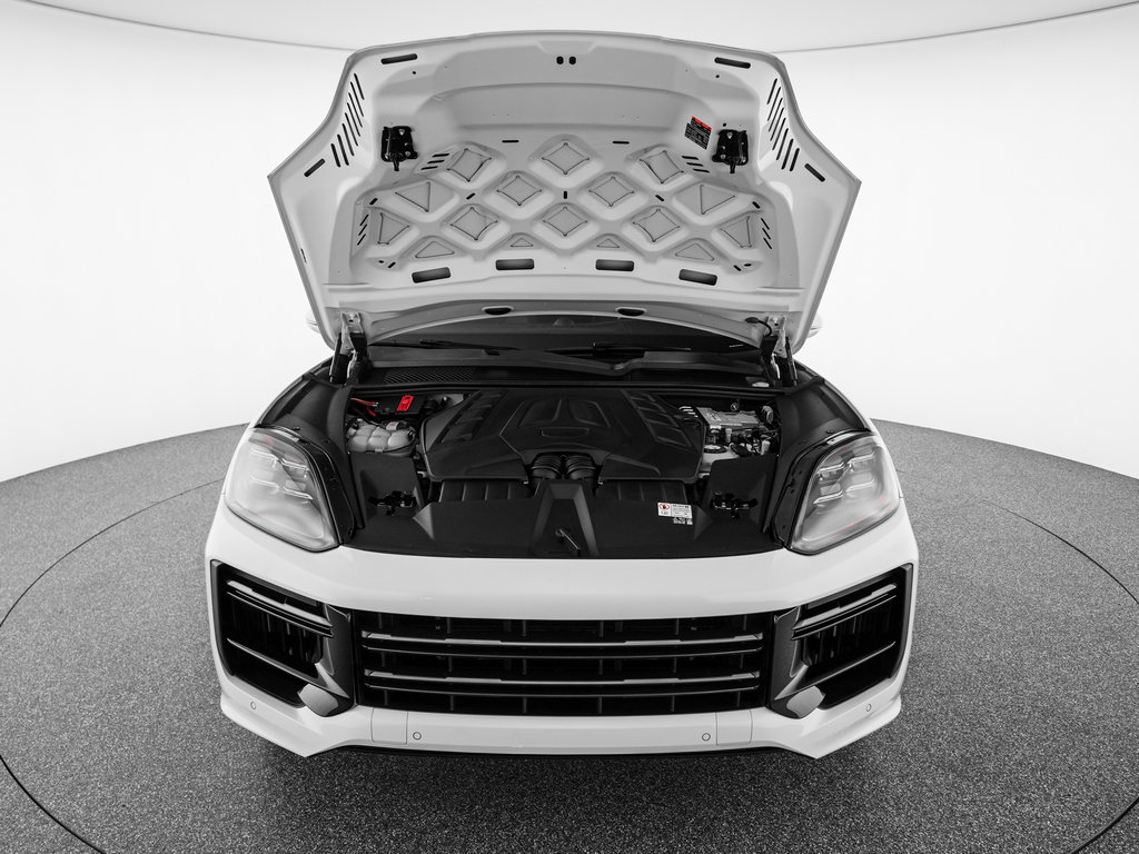 2024 Porsche Cayenne Turbo E-Hybrid - Photo 39