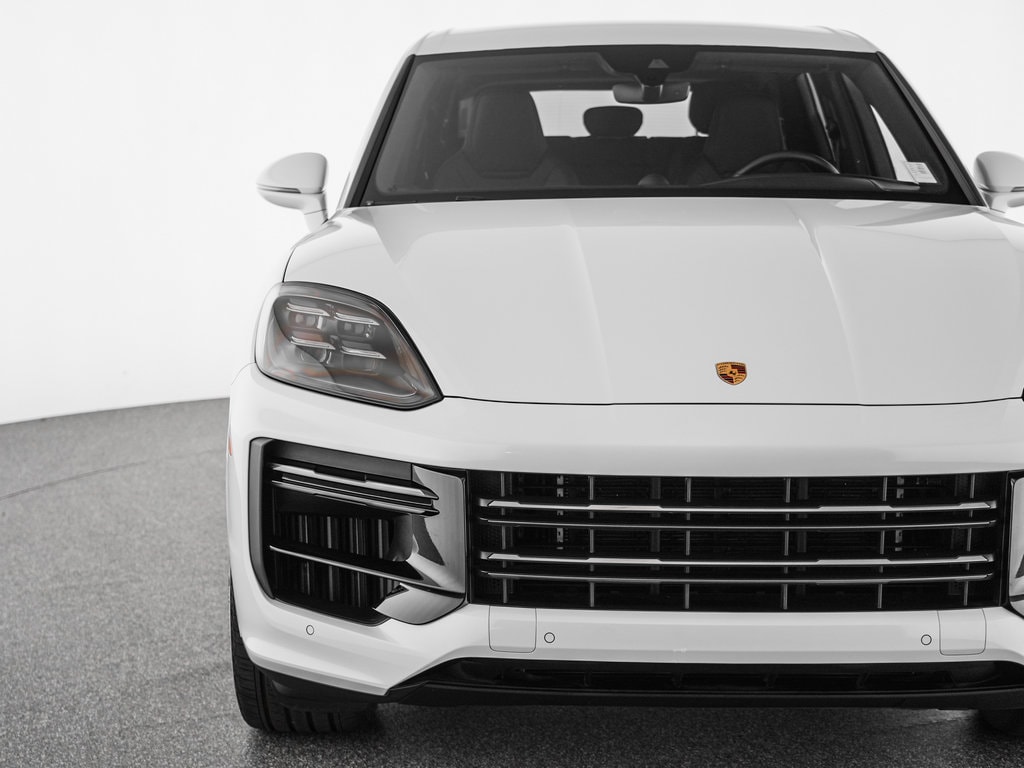 2024 Porsche Cayenne Turbo E-Hybrid - Photo 41