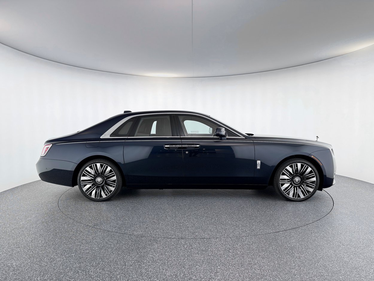 Rolls-Royce Motor Cars Seattle | Bellevue - Cullinan, Ghost