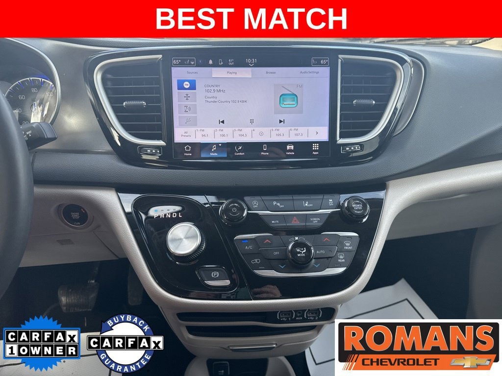 2024 Chrysler Pacifica Touring L - Photo 16