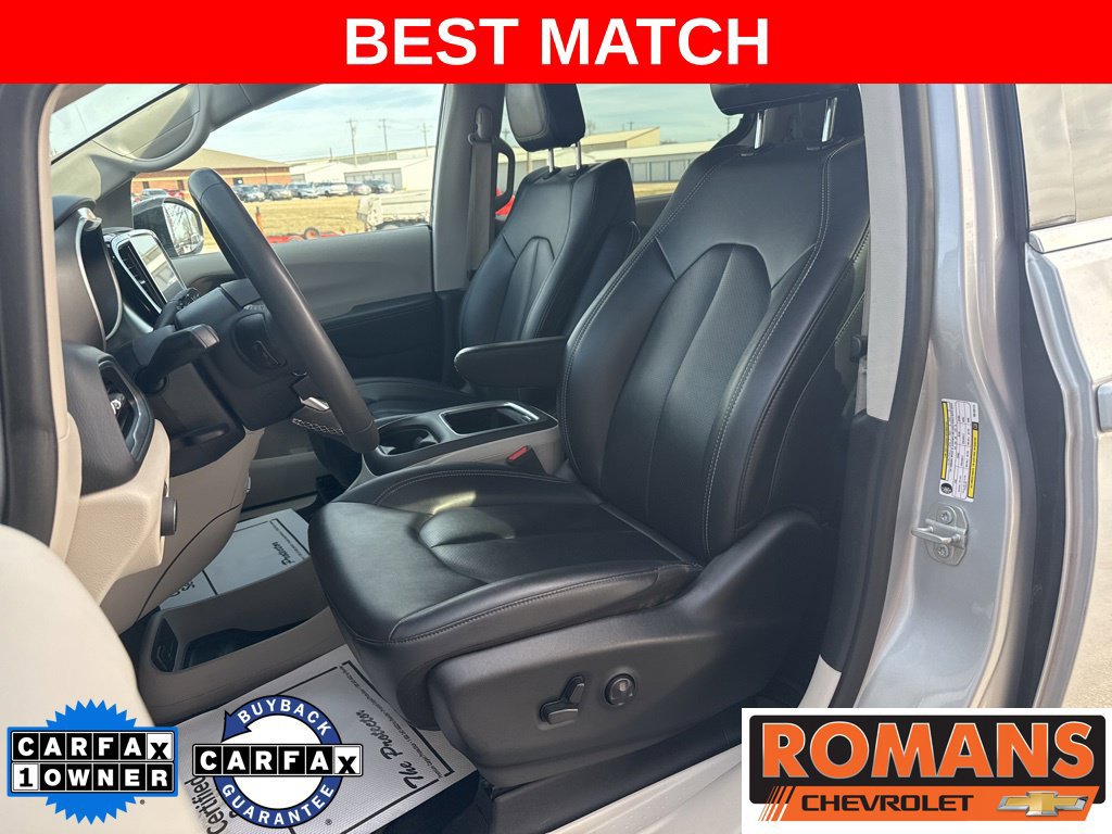 2024 Chrysler Pacifica Touring L - Photo 12