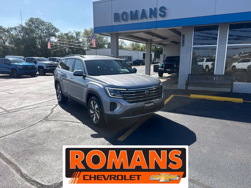 Used 2025 Volkswagen Atlas 2.0T SE w/Technology SUV