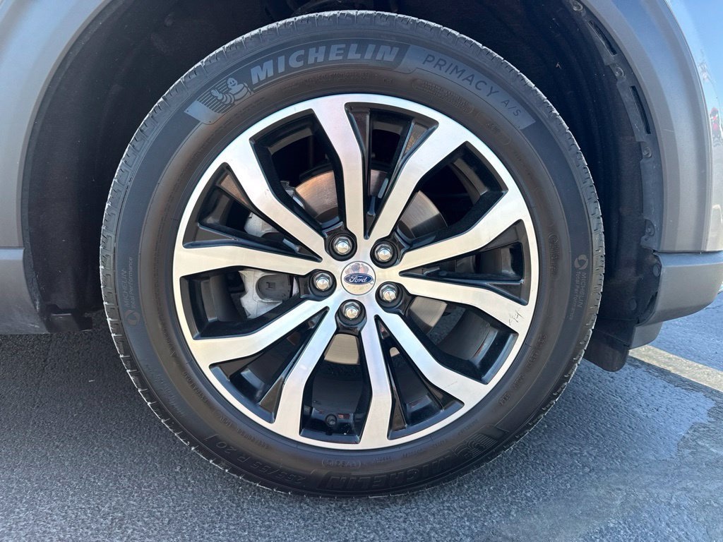 Used 2025 Ford Explorer ST-Line SUV