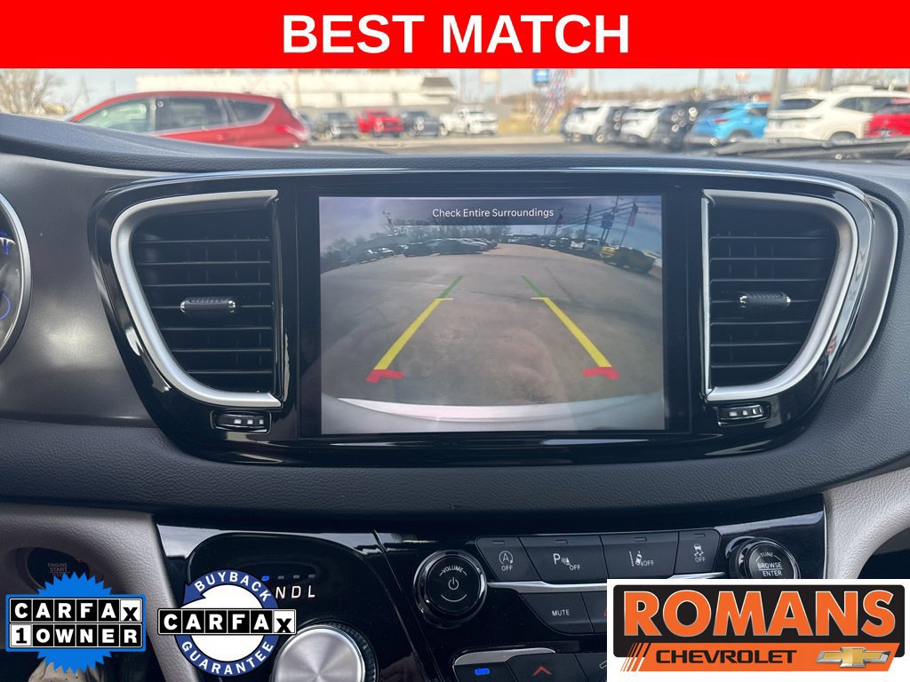 2024 Chrysler Pacifica Touring L - Photo 17