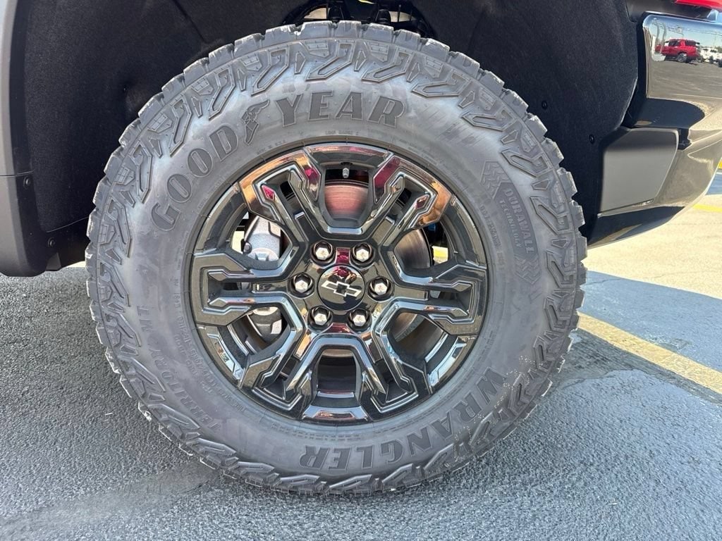 New 2026 Chevrolet Silverado 1500 ZR2 Truck