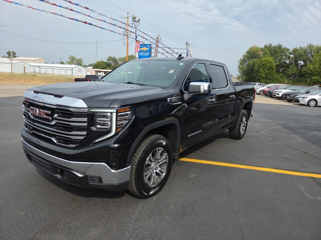 Used 2025 GMC Sierra 1500 SLT Truck Crew Cab