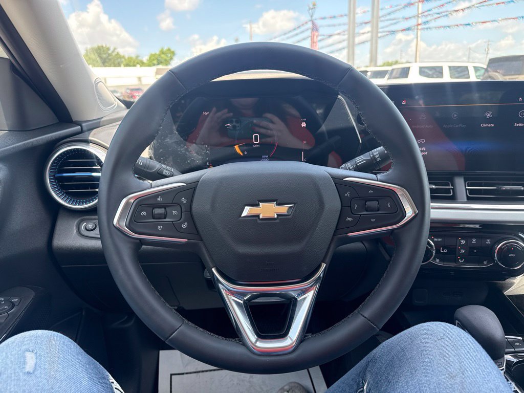 2026 Chevrolet Trax LT - Photo 13