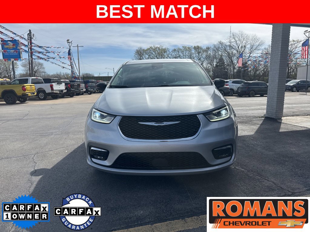2024 Chrysler Pacifica Touring L - Photo 10