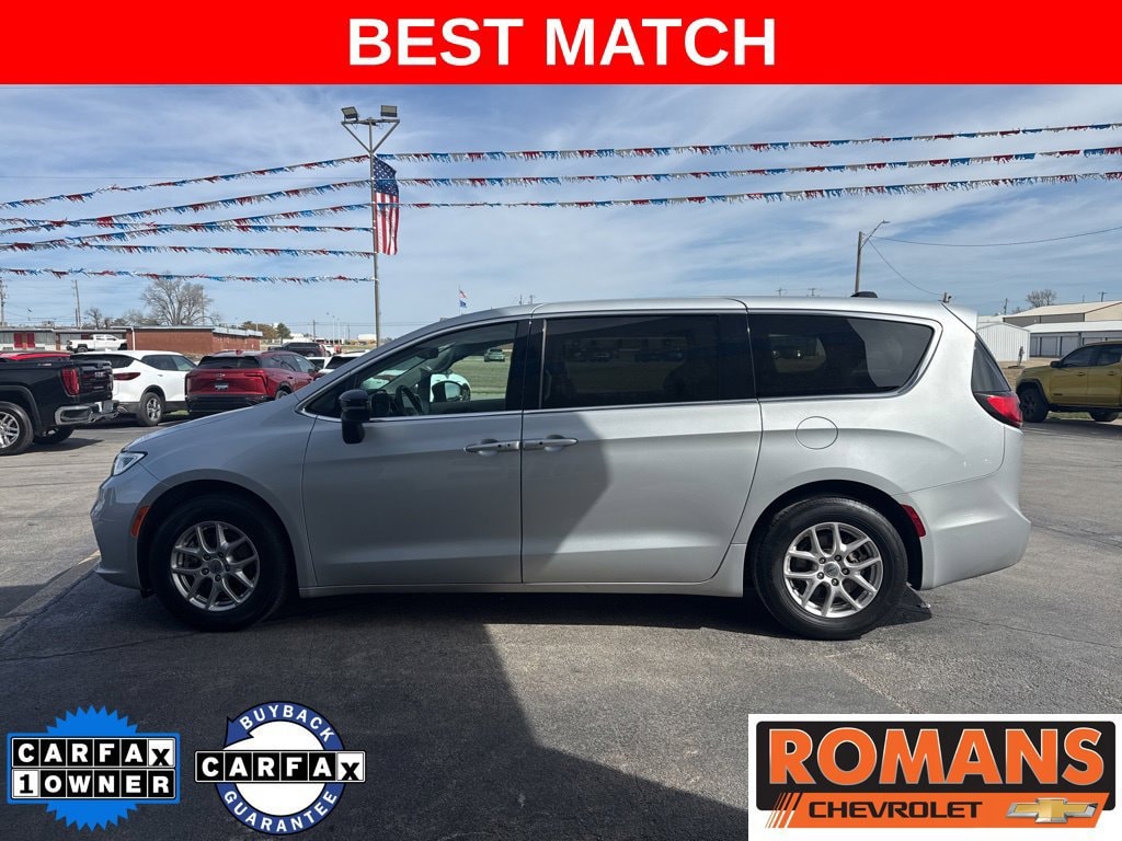 2024 Chrysler Pacifica Touring L - Photo 8