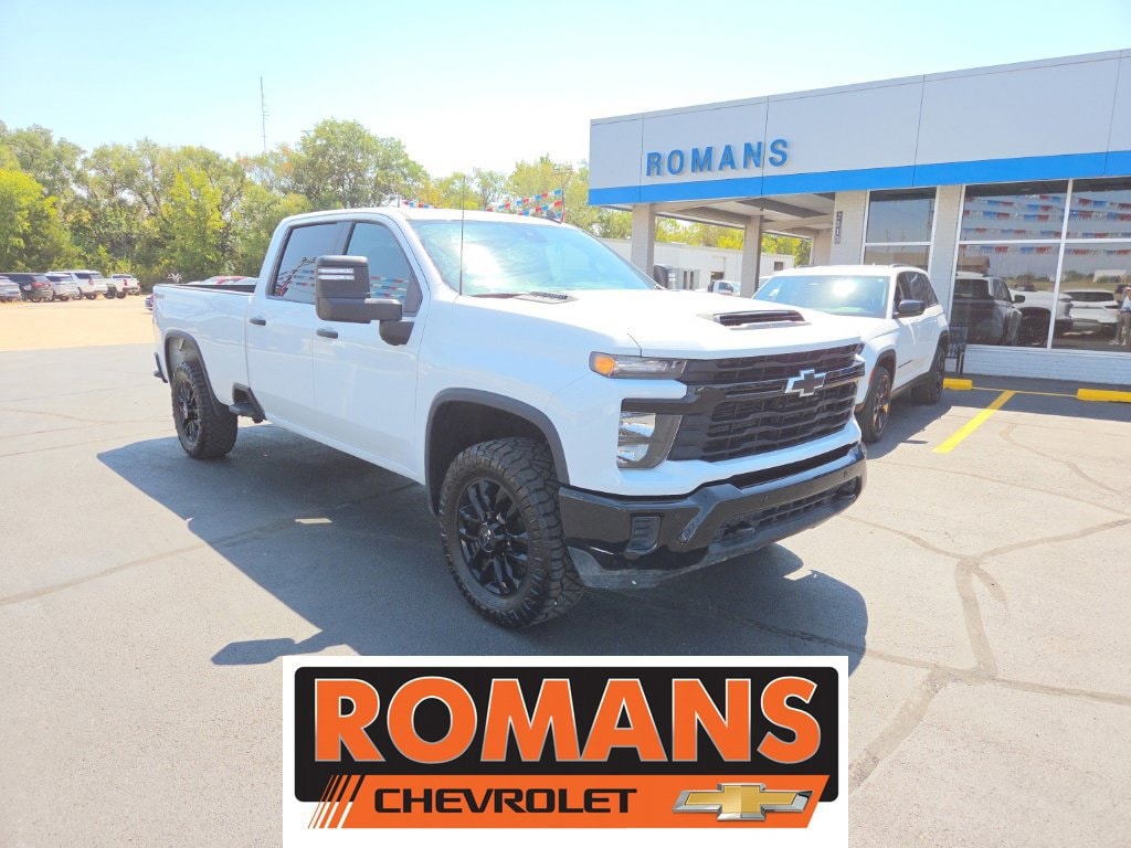 Used 2025 Chevrolet Silverado 2500 HD Custom Truck Crew Cab
