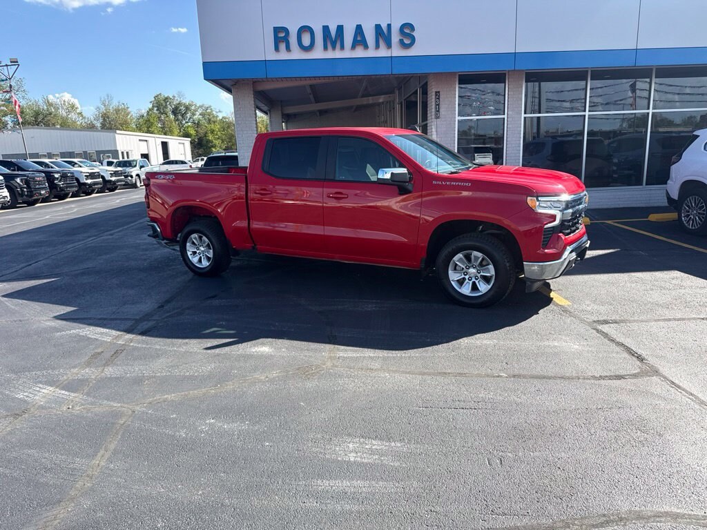 Used 2025 Chevrolet Silverado 1500 LT Truck Crew Cab