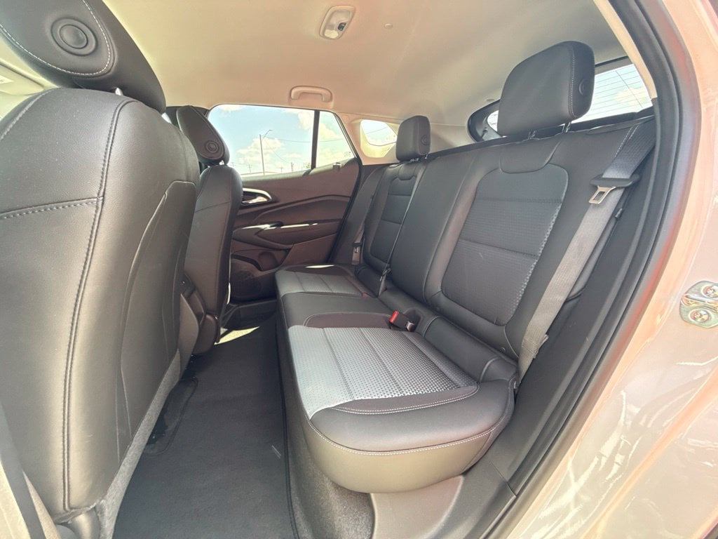 2026 Chevrolet Trax LT - Photo 19