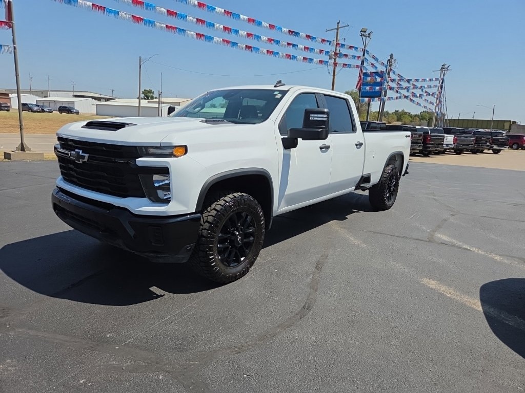 Used 2025 Chevrolet Silverado 2500 HD Custom Truck Crew Cab