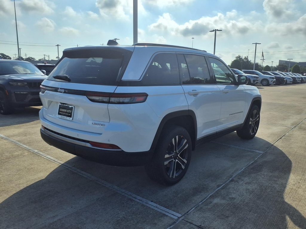 New 2027 Jeep Grand Cherokee LIMITED 4X2 Sport Utility