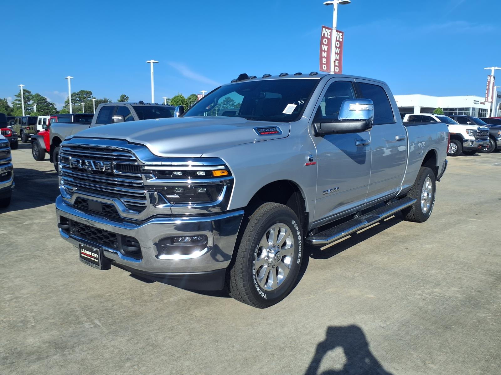 New 2027 Ram 2500 LARAMIE CREW CAB 4X4 6'4 BOX Pickup