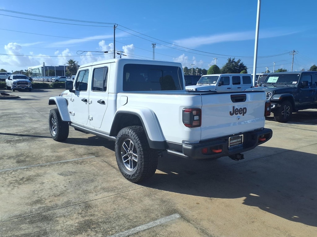 New 2026 Jeep Gladiator Mojave X Pickup