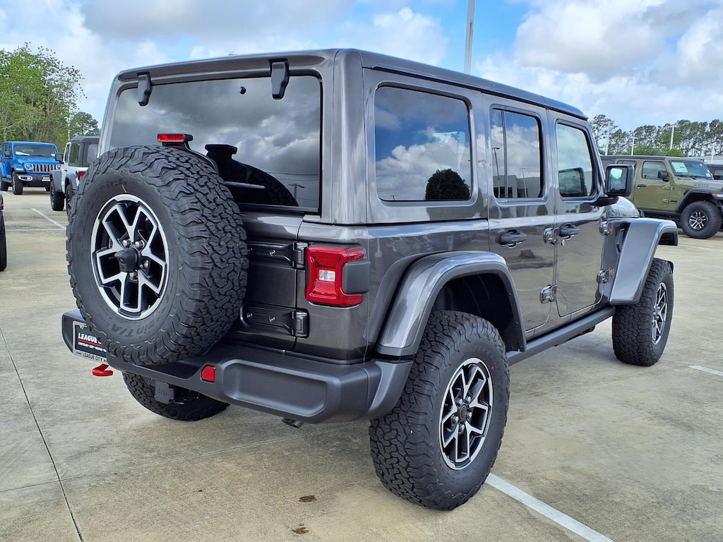 New 2026 Jeep Wrangler 4-Door Rubicon Sport Utility