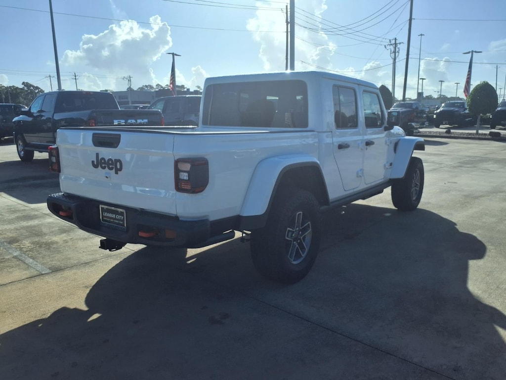 New 2026 Jeep Gladiator Mojave X Pickup