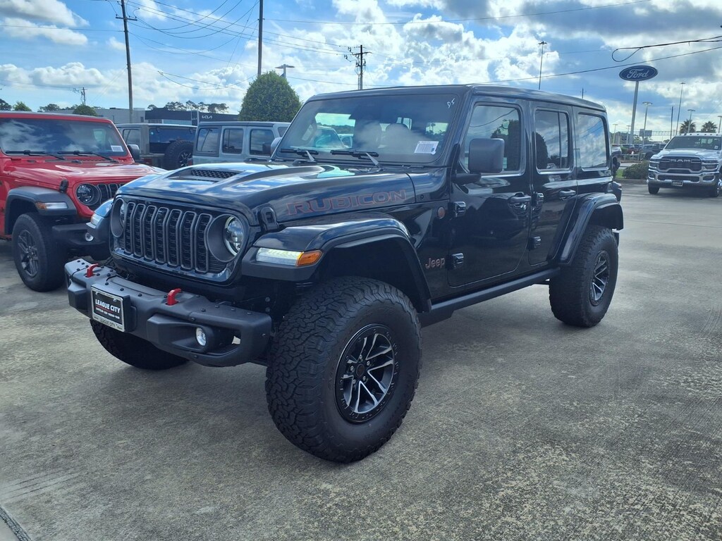 New 2026 Jeep Wrangler 4-Door Rubicon X Sport Utility