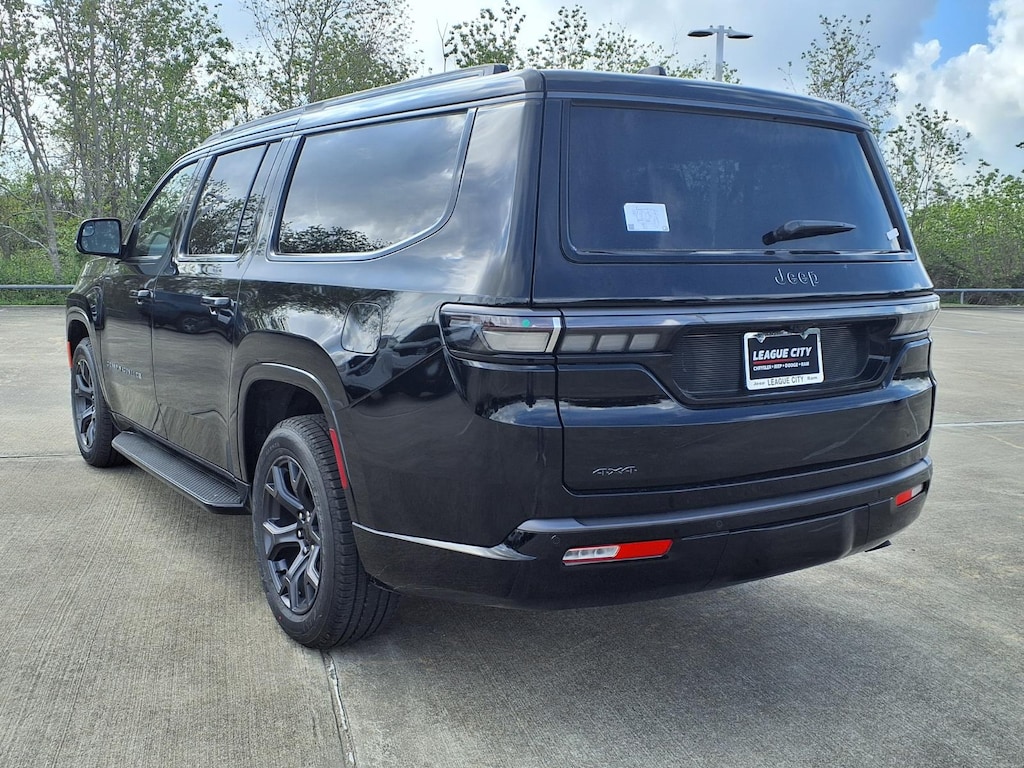 New 2026 Jeep Grand Wagoneer L Limited Altitude Sport Utility