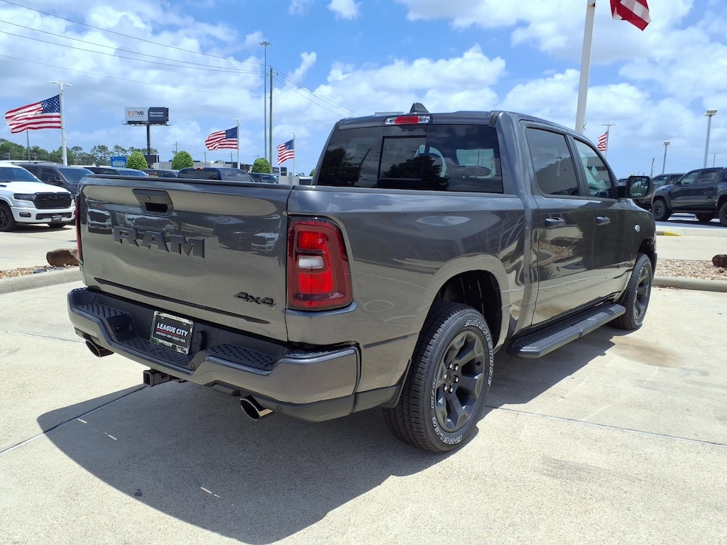 New 2026 Ram 1500 Express Crew Cab