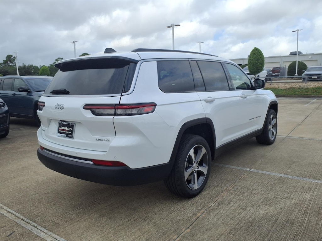 New 2026 Jeep Grand Cherokee L Limited Sport Utility