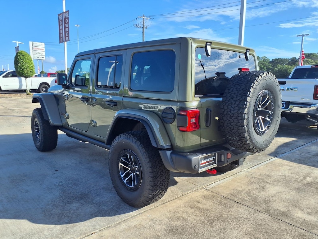 New 2026 Jeep Wrangler 4-Door Rubicon X Sport Utility