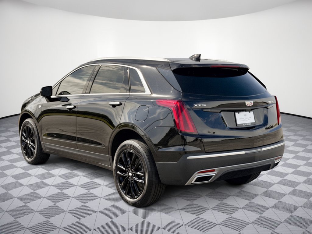 New 2026 CADILLAC XT5 Premium Luxury SUV