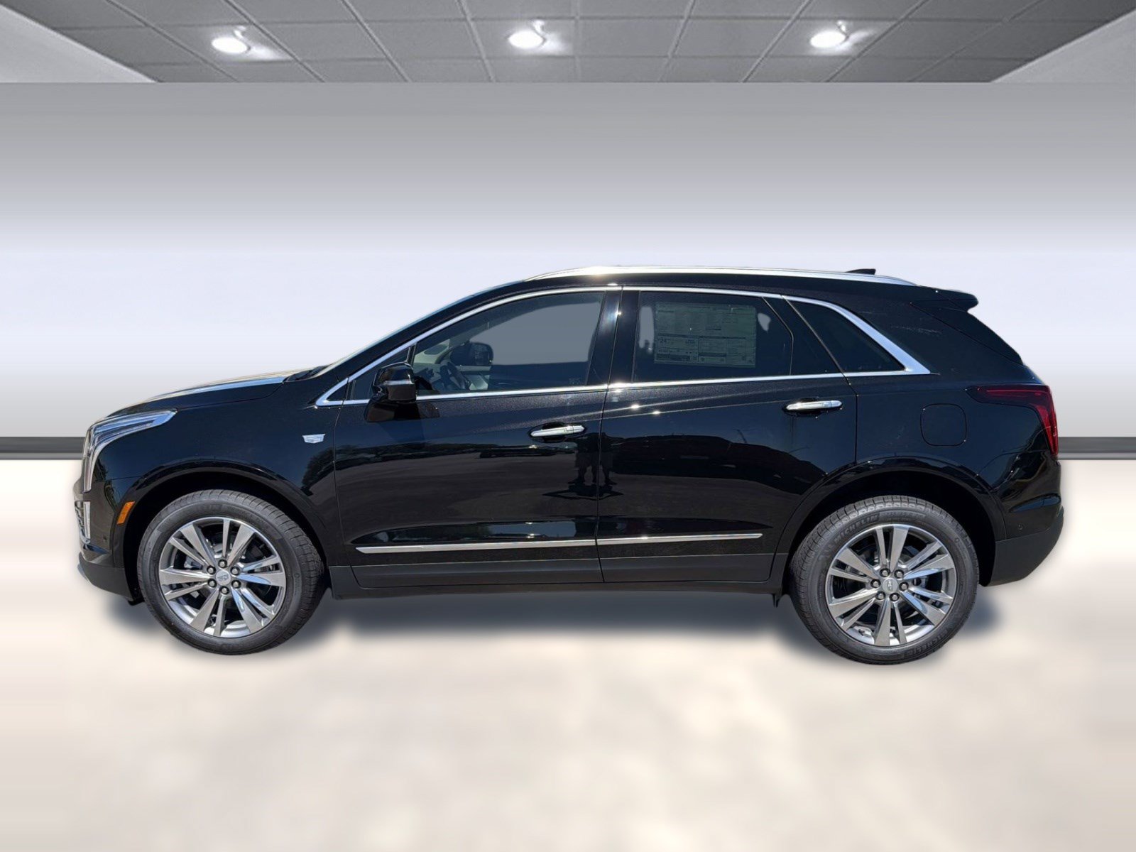 New 2026 CADILLAC XT5 Premium Luxury SUV