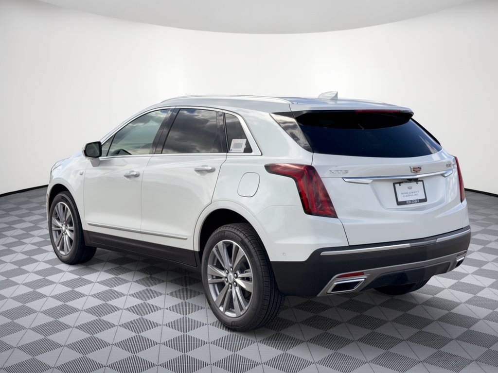 New 2026 CADILLAC XT5 Premium Luxury SUV