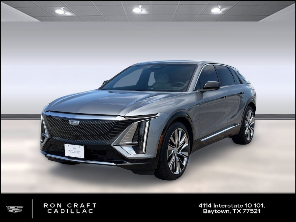 New 2025 CADILLAC LYRIQ Luxury 3 SUV