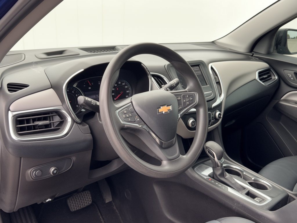 Used 2023 Chevrolet Equinox LS SUV