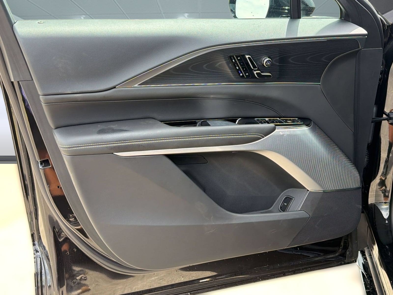 2026 Cadillac LYRIQ V - Photo 23