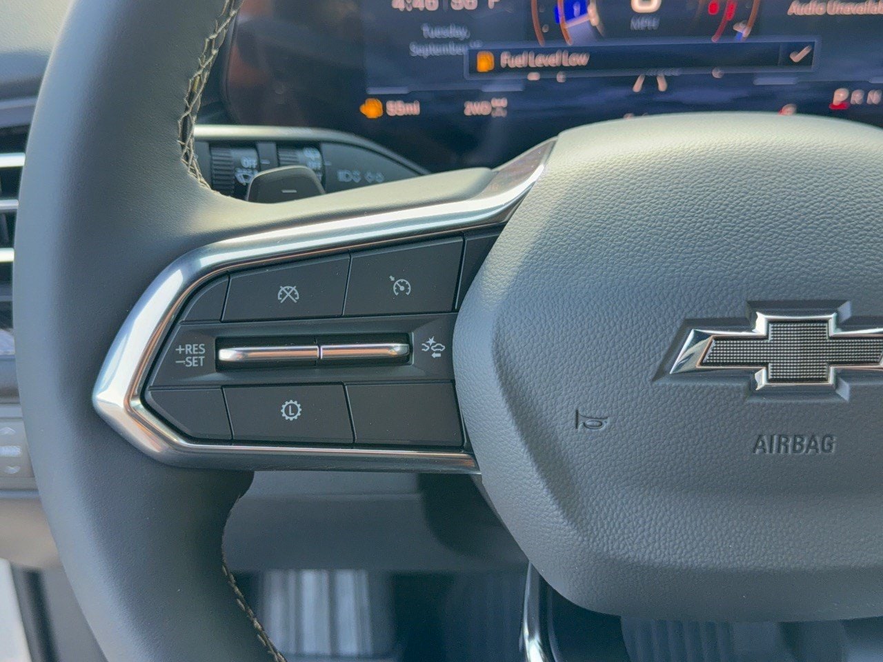 2027 Chevrolet Traverse Z71 - Photo 17