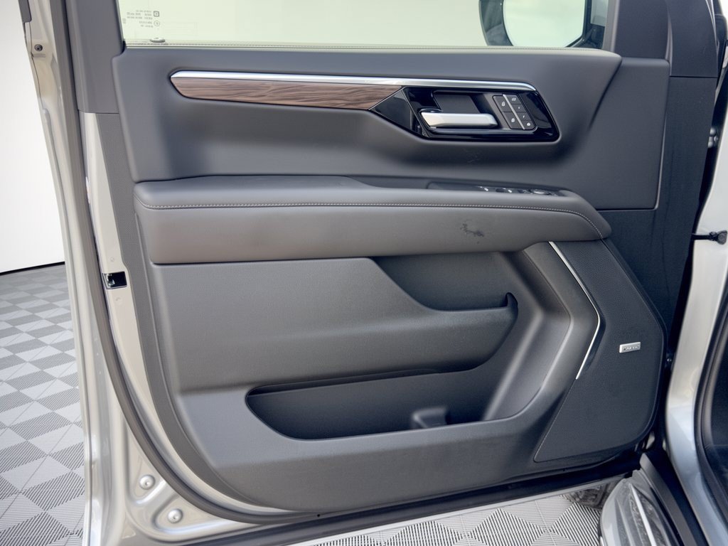 2026 Chevrolet Tahoe LT - Photo 14