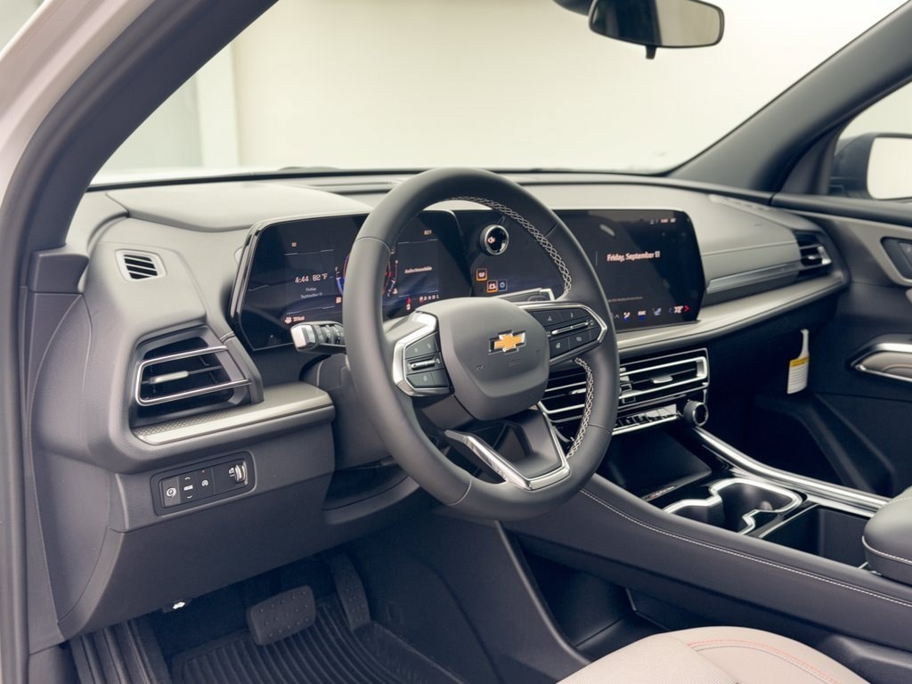 New 2027 Chevrolet Traverse LT SUV