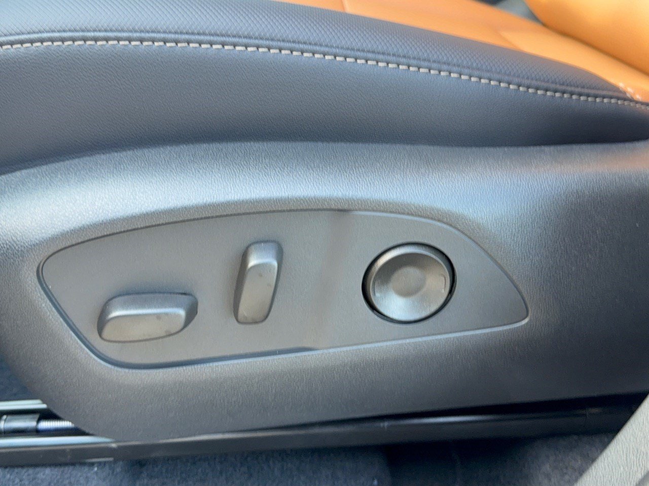2027 Chevrolet Traverse Z71 - Photo 15