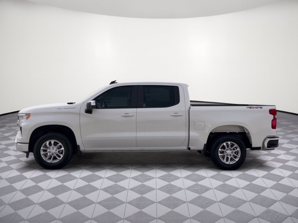 2026 Chevrolet Silverado 1500 LT - Photo 2